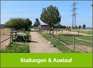 Stallungen und Auslauf